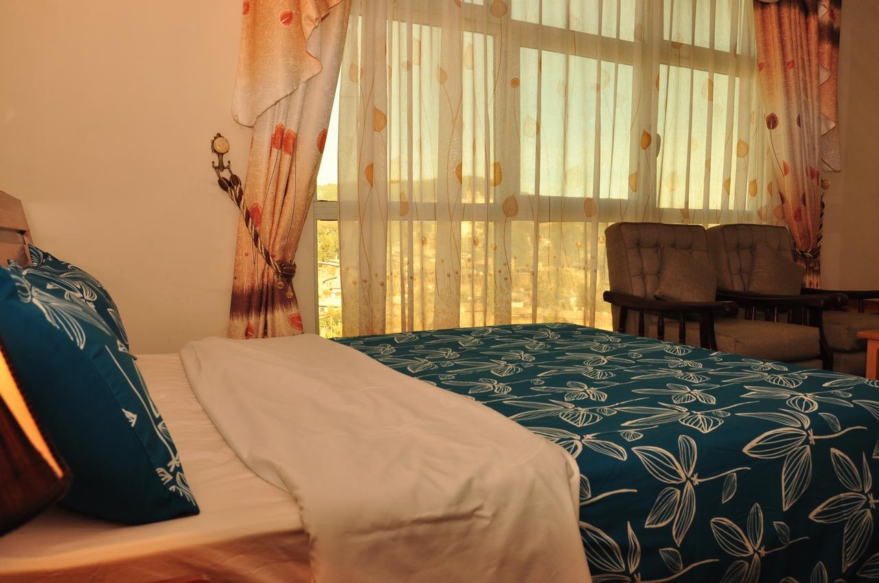Keba Guest House Addis Ababa Dış mekan fotoğraf