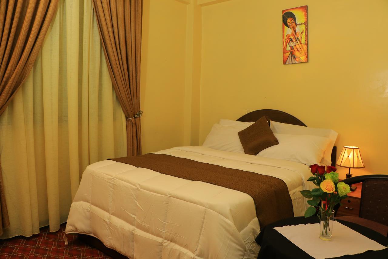 Keba Guest House Addis Ababa Dış mekan fotoğraf